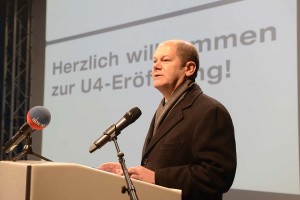 Olaf Scholz freute sich über die neue U-Bahn