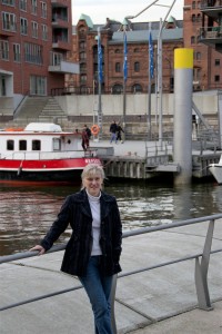 Loretana de Libero am Sandtorhafen