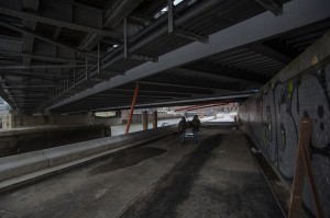 Premiere - die Promenade am Magdeburger Hafen nimmt Gestalt an