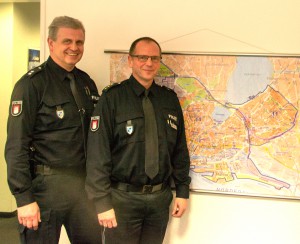 BüNaBe Bernd Steffen und Polizeidirektor Morten Struve vom PK14