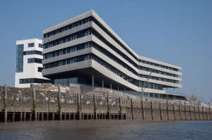 Die HafenCity Universität am Baakenhafen