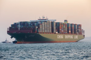 Die CSCL Globe ist nicht nur das größte Containerschiff, das jemals Hamburg angelaufen hat, sondern auch eines der energieeffizientesten der Welt (Foto: CSCL)
