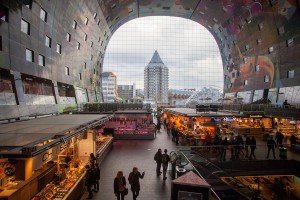 Die Markthalle ist eines der Aushängeschilder der Rotterdamer Architektur