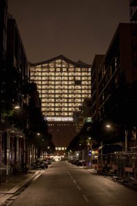 Das Hotel - alle Zimmer beleuchtet