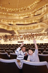 BU: Kinder werden spielerisch für klassische Musik begeistert (Foto: Musikvermittlung, Claudia Hoehne)