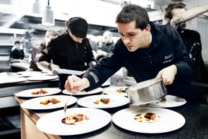 Matteo Ferrantinos Leidenschaft ist die moderne mediterrane Küche - seine Kocherfahrung hat er weltweit gesammelt (Foto: Bianc)