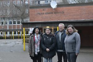 Buket Palabiyik und Mitglieder des Vorstandes des Stadtteilrates: Angelika Castrovinci, Klaus-Jürgen Zolldann und Helga Frank-Wollgast (v.l.n.r.) (Foto:CF)