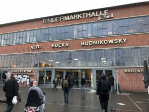 Die Rindermarkthalle St. Pauli gilt als kulinarischer Hotspot in Hamburg (Foto MB)